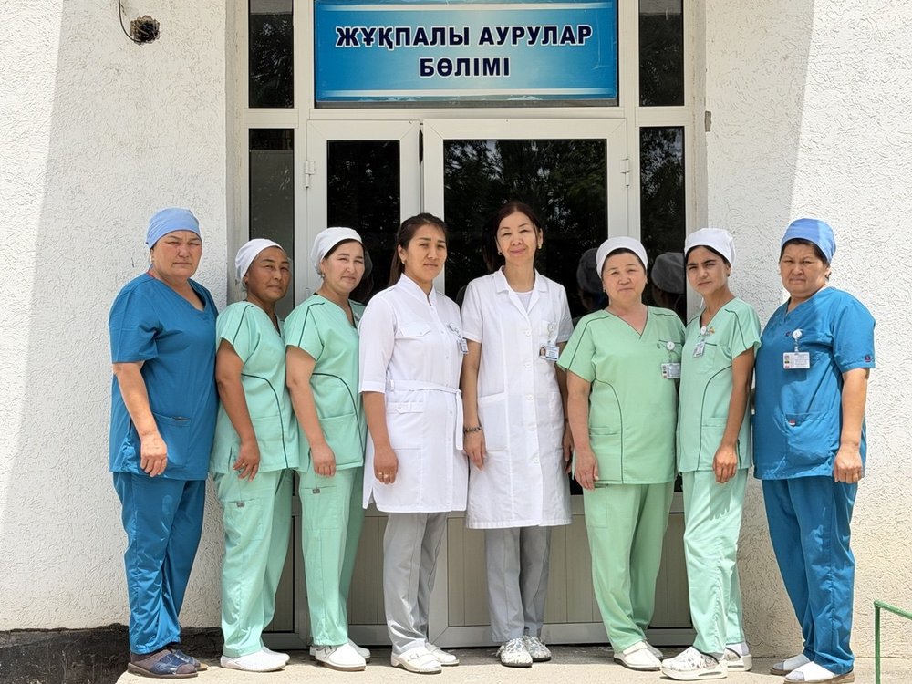 Бөлім ұжымы — Жұқпалы аурулар бөлімі